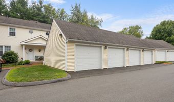 1 E Hayestown Rd 33, Danbury, CT 06811