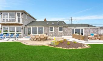 10 Calef Ave, Narragansett, RI 02882