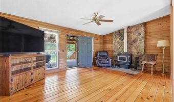 10400 Ruth Vinson Rd, Autryville, NC 28318