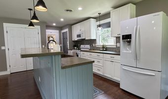 2812 Oakwood Dr, Bardstown, KY 40004