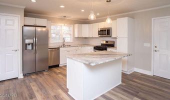 2003 King St, Beaufort, SC 29902