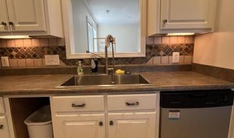471 Autry St, Batesburg Leesville, SC 29006
