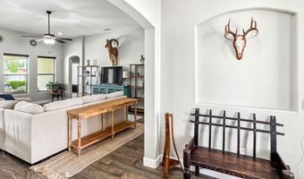 406 Plantation Ct, Carlsbad, NM 88220