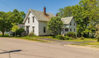 100 Cedar St, Belfast, ME 04915