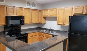 420 FORESTWAY Cir 202, Altamonte Springs, FL 32701