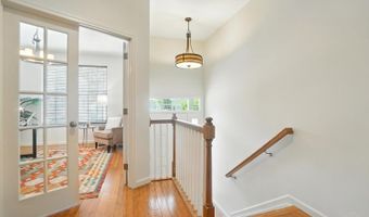 3041 Lavinia Ave, Cincinnati, OH 45208