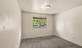 1430 Green Meadows Way, Ashland, OR 97520