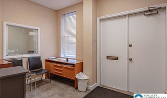 135 N 5th St, Allentown, PA 18102