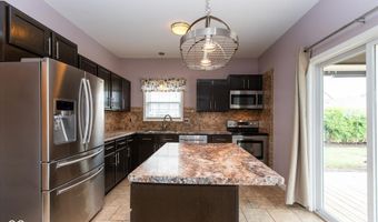 7121 Parklake Pl, Indianapolis, IN 46217