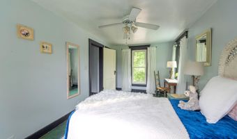 990 River St, Allegan, MI 49010