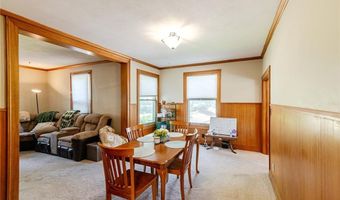 708 N 5th St, Atchison, KS 66002