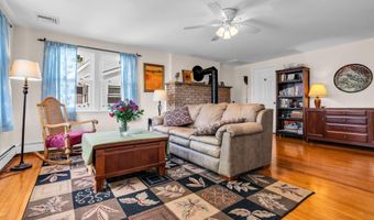 101 River Ct, Belmar, NJ 07719