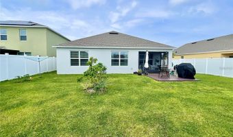 594 AUTUMN STREAM Dr, Auburndale, FL 33823