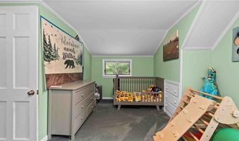 74 Algonquin Rd, East Providence, RI 02916