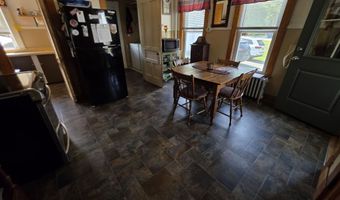 2 Green St, Barre, VT 05641