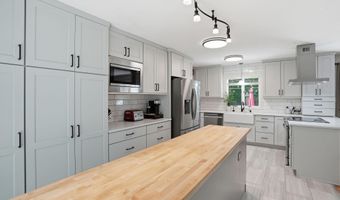 507 Phar Lap Ln, Bahama, NC 27503
