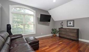 55 Cedar Crest Ln, Auburn, NH 03032