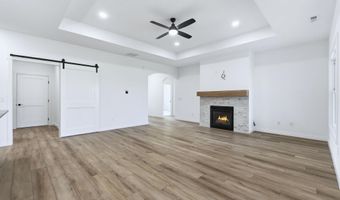 2021 Approach Dr, Auburn, IN 46706