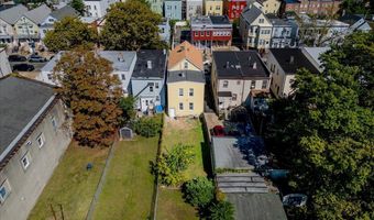 26 E 28TH St, Bayonne, NJ 07002