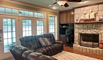111 Apple Blossom Dr, Arkadelphia, AR 71923