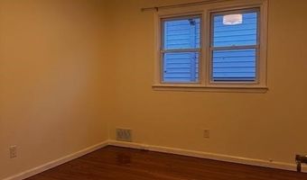 279 AVENUE E, Bayonne, NJ 07002