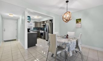 1640 JUNO Trl 102A, Astor, FL 32102