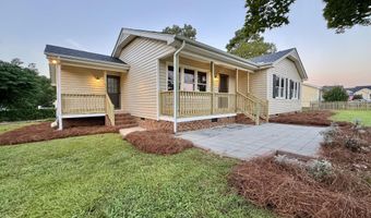 382 Circle Dr, Angier, NC 27501