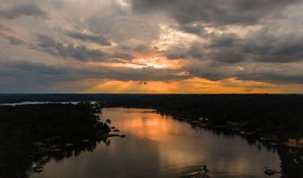 37 Holly Ln, Alexander City, AL 35010
