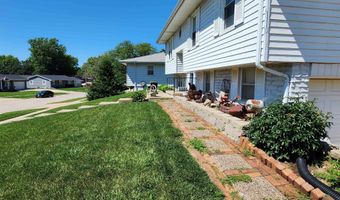 2110 Oak St, Atlantic, IA 50022