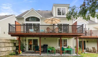 34 Turnberry Rd 34, Bourne, MA 02532