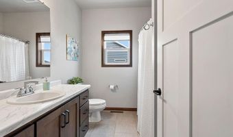 2875 E TURQUOISE Ln, Appleton, WI 54913
