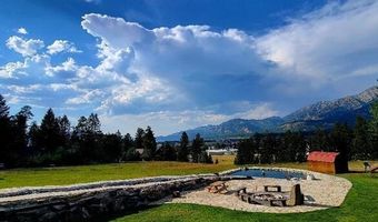 630 GRANDVIEW Dr, Alpine, WY 83128