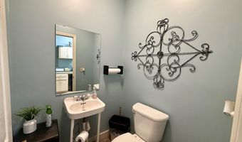 200 S Elm St, Adel, GA 31620
