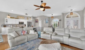 806 EAGLE Ln, Apollo Beach, FL 33572