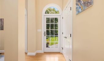 2393 Scituate Ave, Cranston, RI 02831