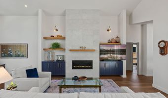 3055 NW Tharp Ave, Bend, OR 97703