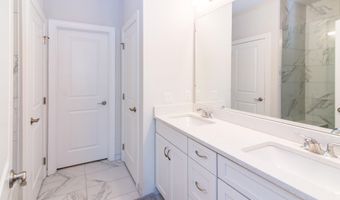 2544 Oxford Cir, Ann Arbor, MI 48103