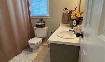 165 Shadow Moss Dr, Athens, GA 30605
