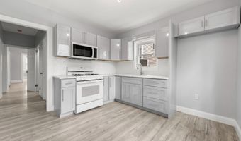 127 W 51ST St, Bayonne, NJ 07002