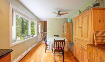 17 Hoyt Rd, Bethel, CT 06801