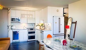 411 Hobron Ln 3204, Honolulu, HI 96815