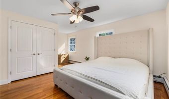 35 Hallville Rd, Exeter, RI 02822