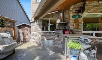 395 SE 14TH Pl, Canby, OR 97013