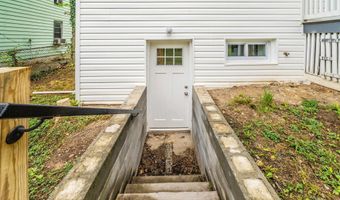 3003 20TH St NE, Washington, DC 20018