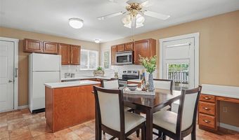638 Old Ballwin Rd, Ballwin, MO 63021