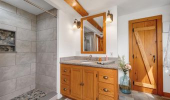 39 Sunset Hill Rd, Canterbury, NH 03224