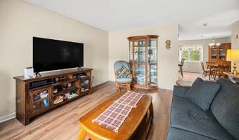 202 Route 27 36, Raymond, NH 03077