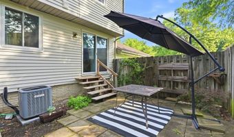 10125 Driftwood Cv E, Aurora, OH 44202