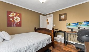 17 Boyle Ave, Cumberland, RI 02864