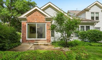 2109 N Charter Point Dr, Arlington Heights, IL 60004